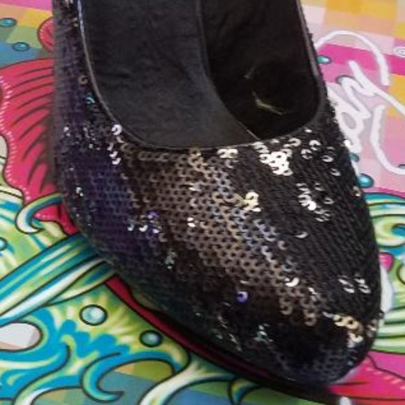 Sold: Ed Hardy flip sequence black heels size 8 - Picture 4 of 4